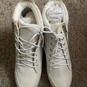 Justfab women platform sneakers size 10